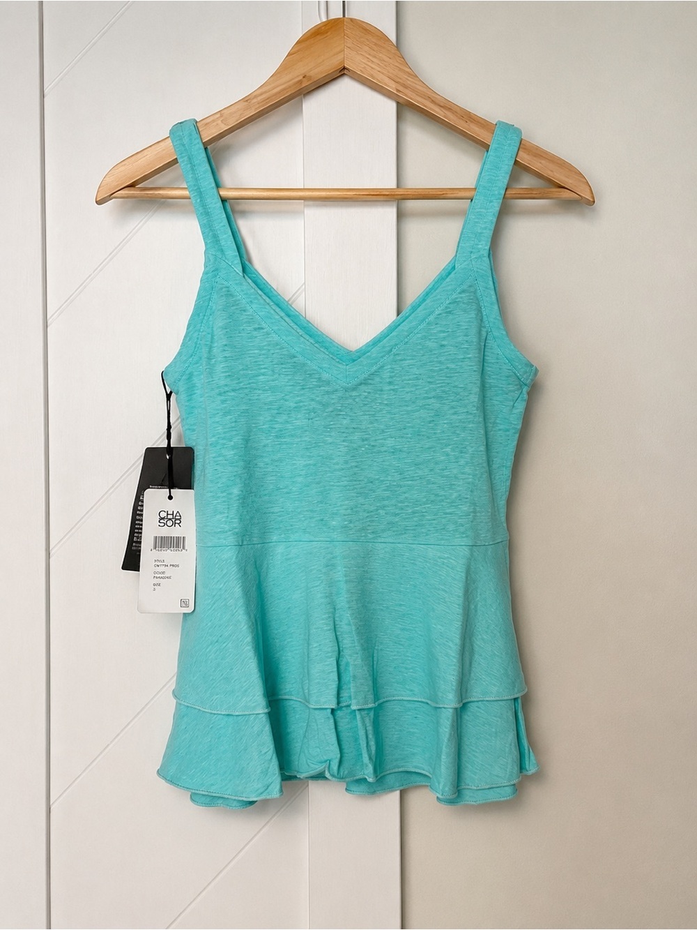 Chaser Aqua Linen Blend Tiered Ruffle Tank Top Size Small NWT